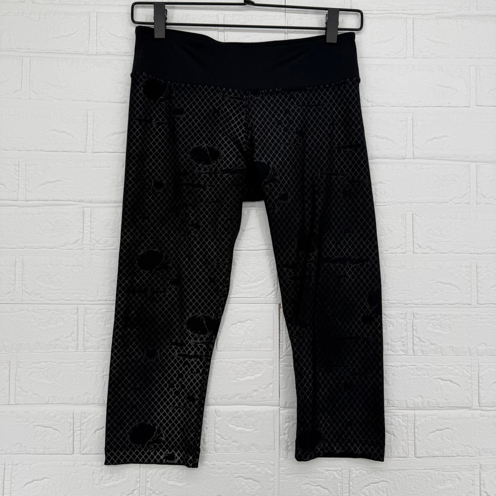 Zumba Leggings Women S Black Fishnet Graphic Print Spicy Cropped Workout Pants